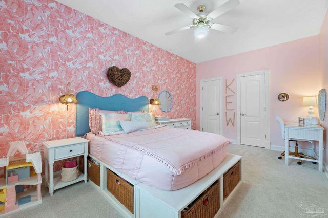 5117 Pine Hollow Dr, Pensacola, FL 32505