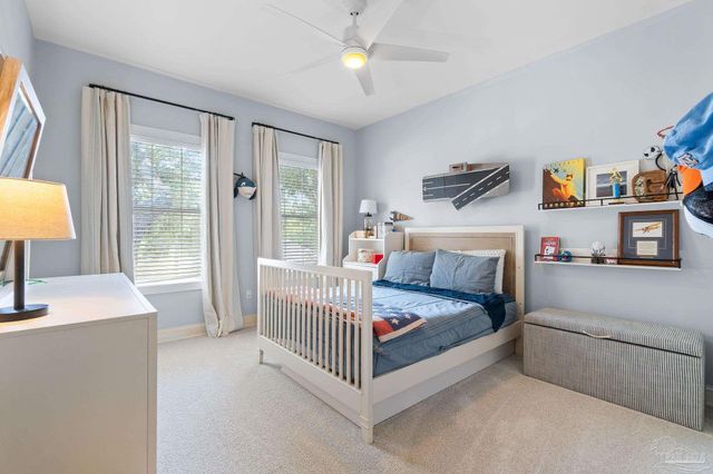 5117 Pine Hollow Dr, Pensacola, FL 32505