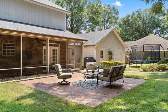 5117 Pine Hollow Dr, Pensacola, FL 32505