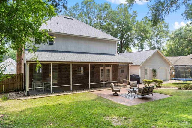 5117 Pine Hollow Dr, Pensacola, FL 32505