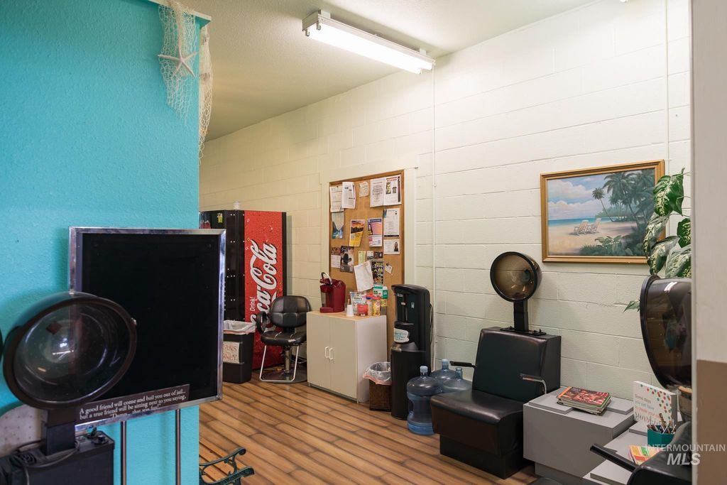 140 S Oregon State, Ontario, OR 97914 photo 20