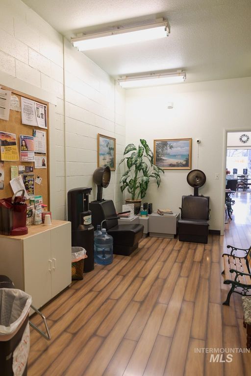 140 S Oregon State, Ontario, OR 97914 photo 23