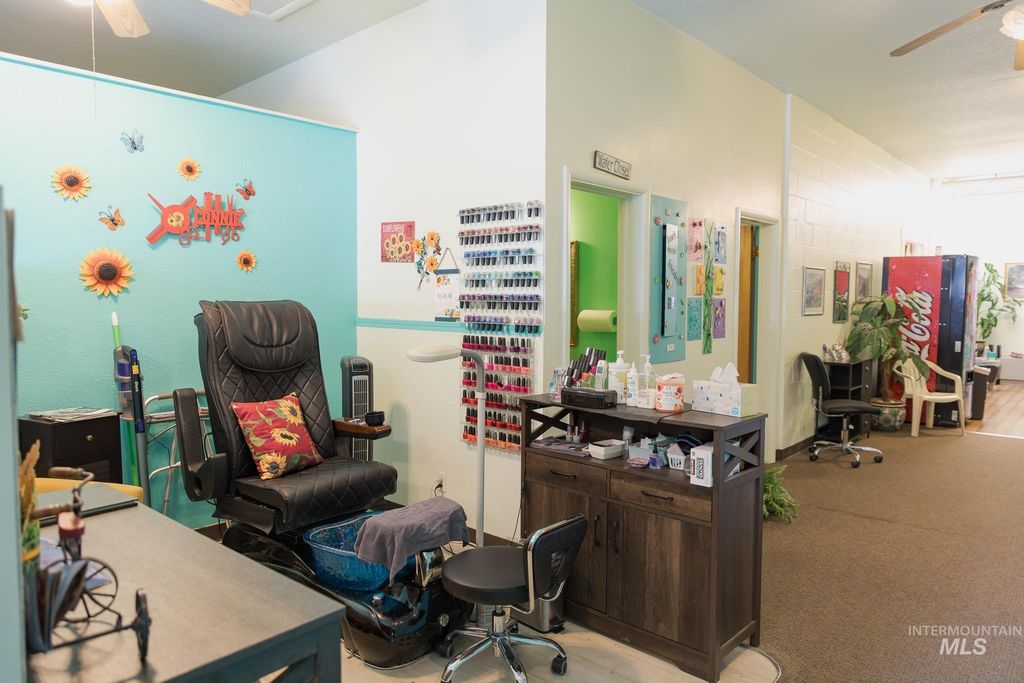 140 S Oregon State, Ontario, OR 97914 photo 44