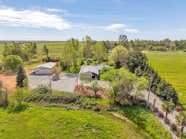 12354 Hobday Rd, Wilton, CA 95693