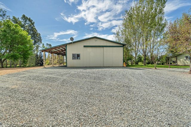 12354 Hobday Rd, Wilton, CA 95693