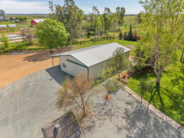 12354 Hobday Rd, Wilton, CA 95693