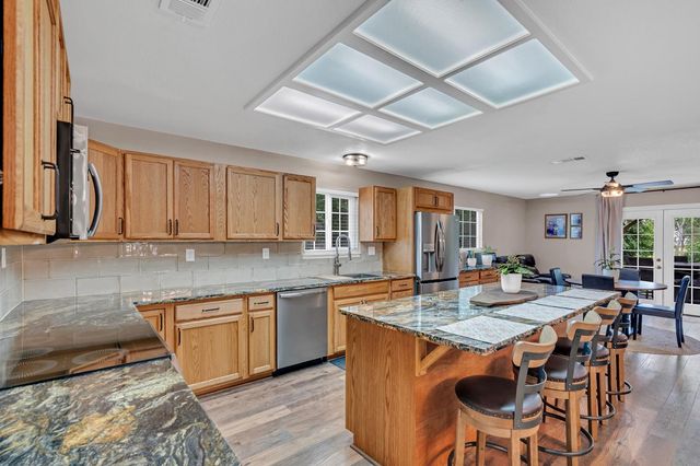 12354 Hobday Rd, Wilton, CA 95693