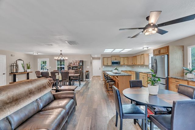 12354 Hobday Rd, Wilton, CA 95693