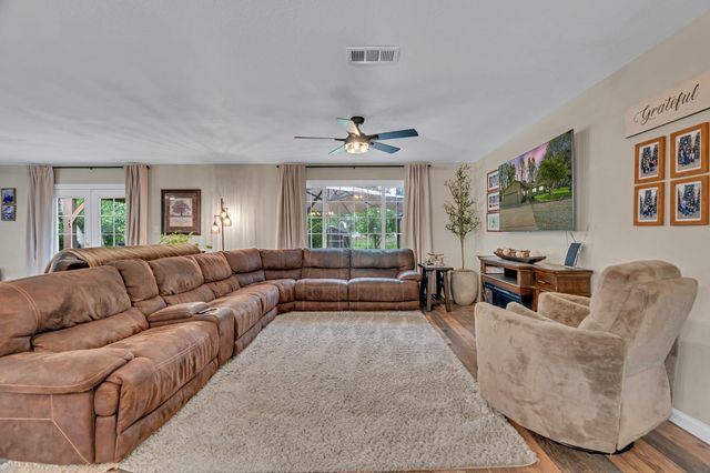 12354 Hobday Rd, Wilton, CA 95693