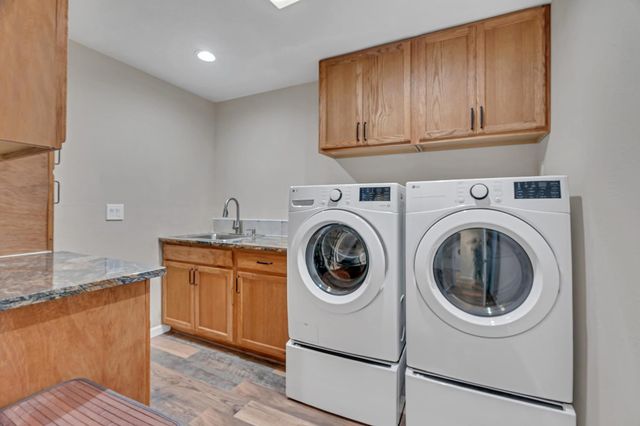 12354 Hobday Rd, Wilton, CA 95693