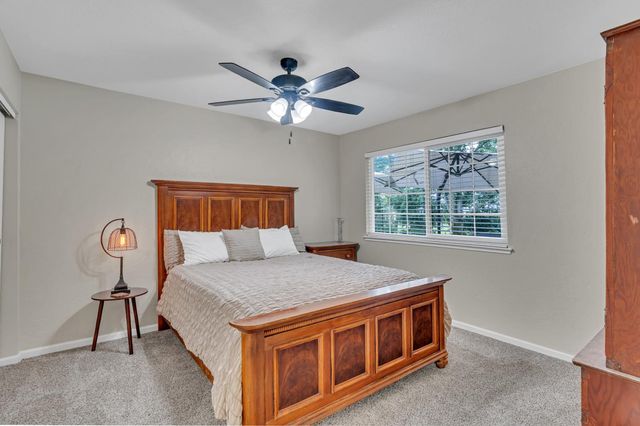 12354 Hobday Rd, Wilton, CA 95693