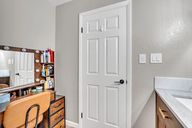 12354 Hobday Rd, Wilton, CA 95693