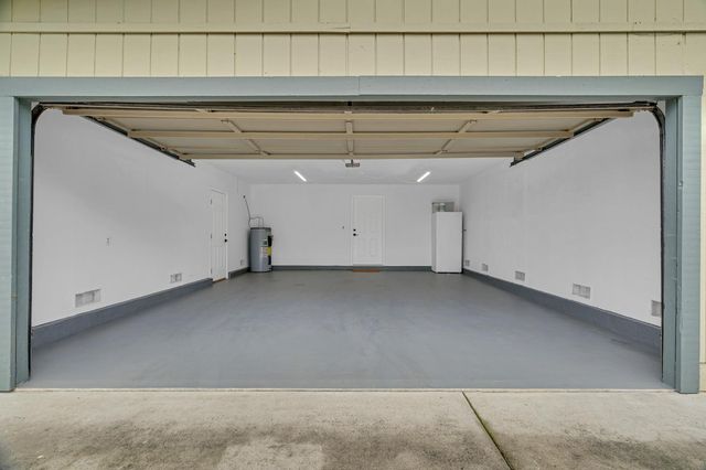 12354 Hobday Rd, Wilton, CA 95693