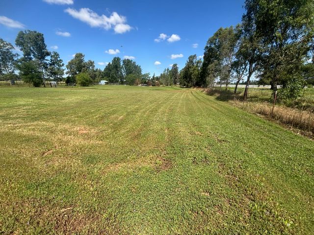 12354 Hobday Rd, Wilton, CA 95693