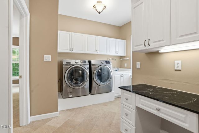 502 Cricketfield Lane, Cary, NC 27518