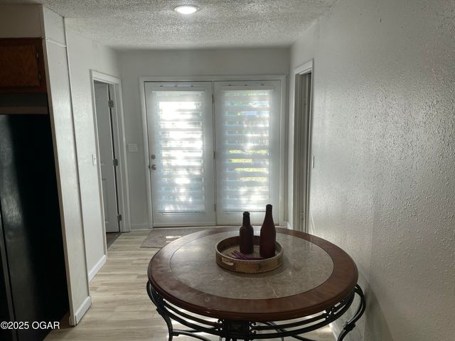 1106 W Austin Street, Webb City, MO 64870