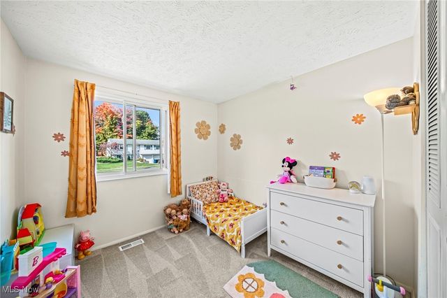 5771 Marine Pky, Mentor On The Lake, OH 44060