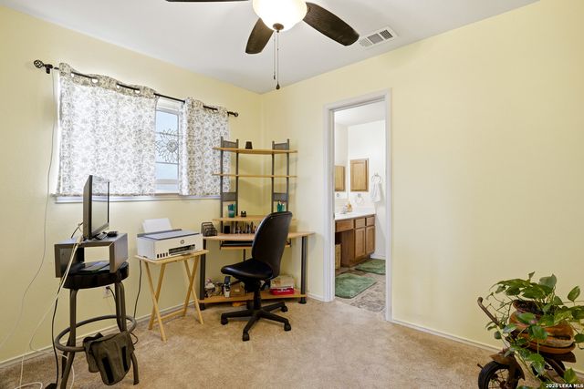 2300 Stagecoach, Seguin, TX 78155