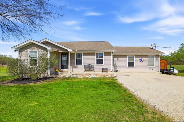 2300 Stagecoach, Seguin, TX 78155