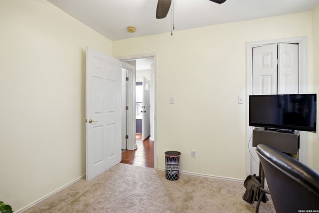 2300 Stagecoach, Seguin, TX 78155