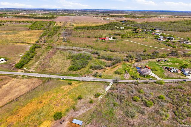 2300 Stagecoach, Seguin, TX 78155