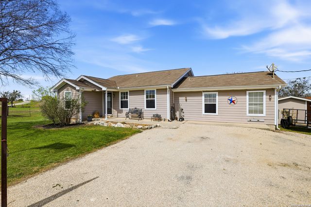 2300 Stagecoach, Seguin, TX 78155