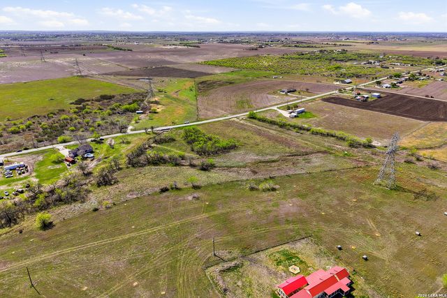 2300 Stagecoach, Seguin, TX 78155