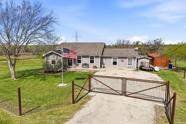 2300 Stagecoach, Seguin, TX 78155