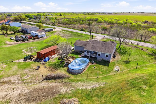 2300 Stagecoach, Seguin, TX 78155