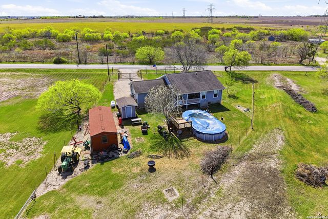 2300 Stagecoach, Seguin, TX 78155