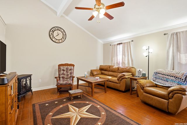 2300 Stagecoach, Seguin, TX 78155