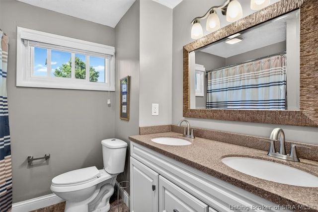 3302 Norwood Drive, New Albany, IN 47150