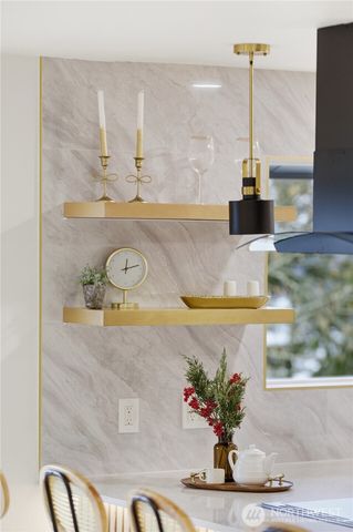 1270 Lansing Avenue, Bremerton, WA 98312