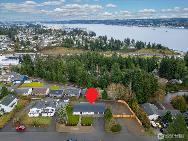 1270 Lansing Avenue, Bremerton, WA 98312