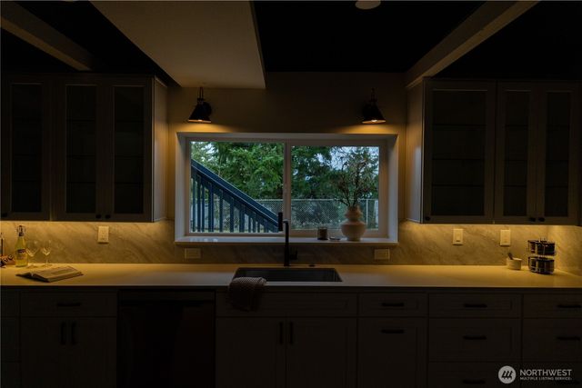 1270 Lansing Avenue, Bremerton, WA 98312