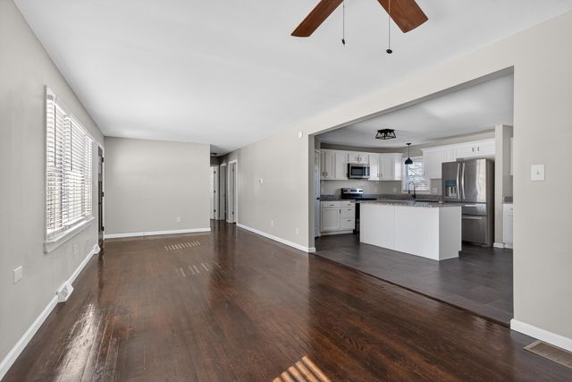 103 Willow Drive, Nicholasville, KY 40356