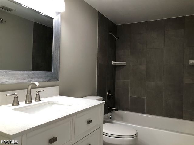 4781 Orange Grove BLVD 7, North Fort Myers, FL 33903