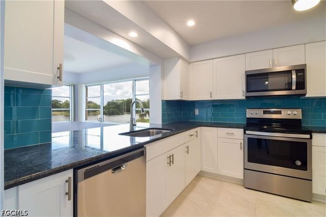 4781 Orange Grove BLVD 7, North Fort Myers, FL 33903