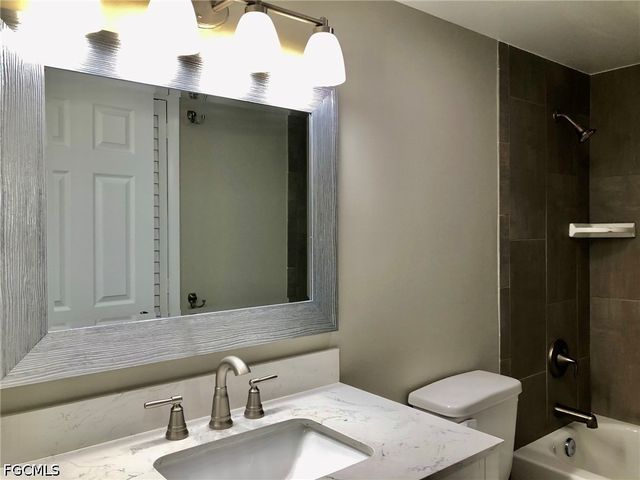 4781 Orange Grove BLVD 7, North Fort Myers, FL 33903