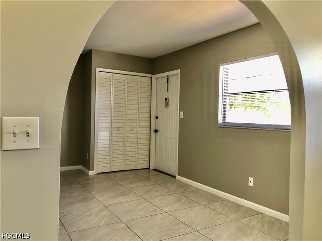 4781 Orange Grove BLVD 7, North Fort Myers, FL 33903