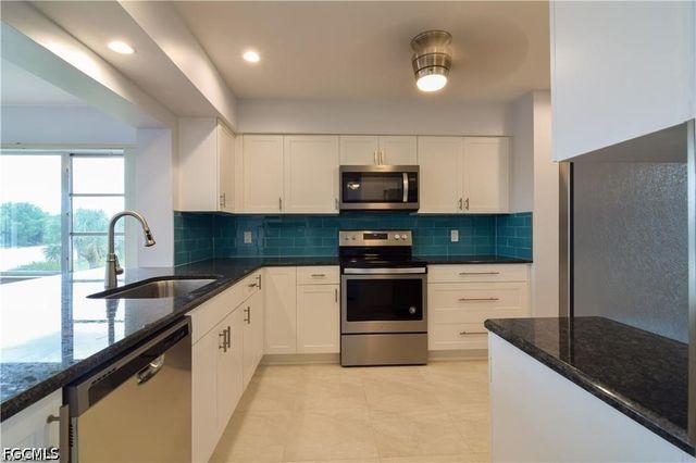 4781 Orange Grove BLVD 7, North Fort Myers, FL 33903