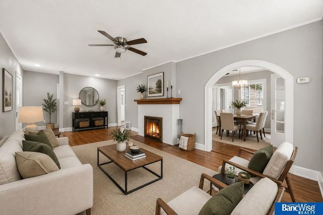 2740 S 13 Street, Lincoln, NE 68502