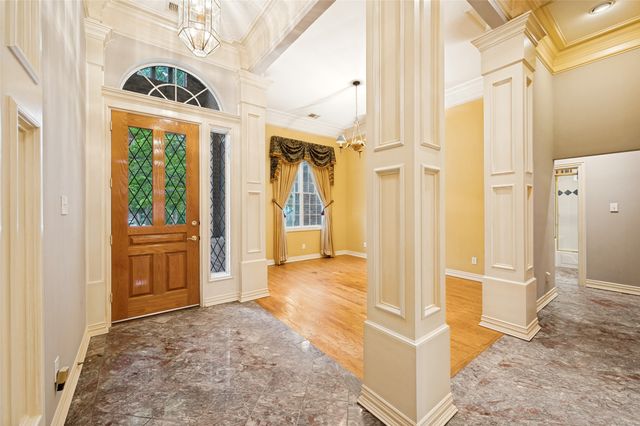 4037 Cotswold Court, Dallas, TX 75220