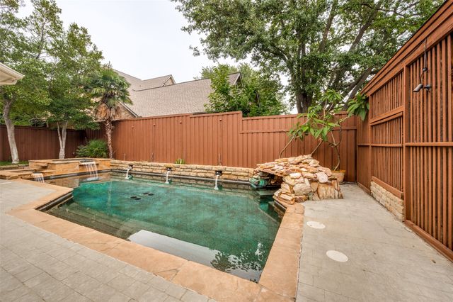 4037 Cotswold Court, Dallas, TX 75220