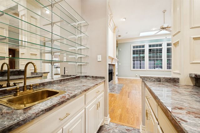 4037 Cotswold Court, Dallas, TX 75220
