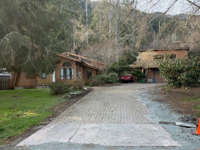 389 Rainbow Drive, Sedro Woolley, WA 98284