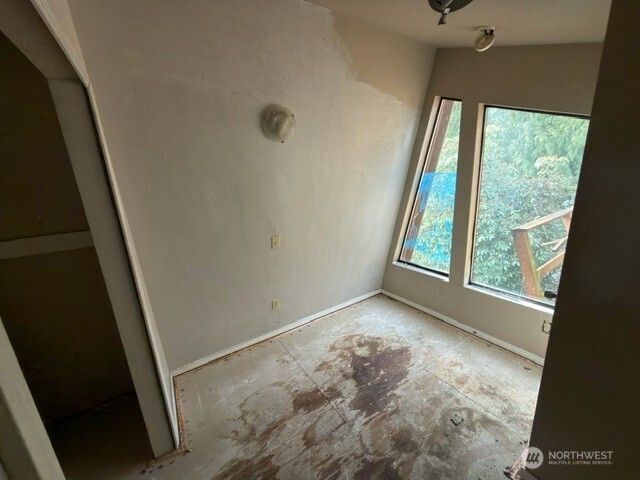 389 Rainbow Drive, Sedro Woolley, WA 98284