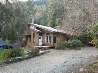 389 Rainbow Drive, Sedro Woolley, WA 98284