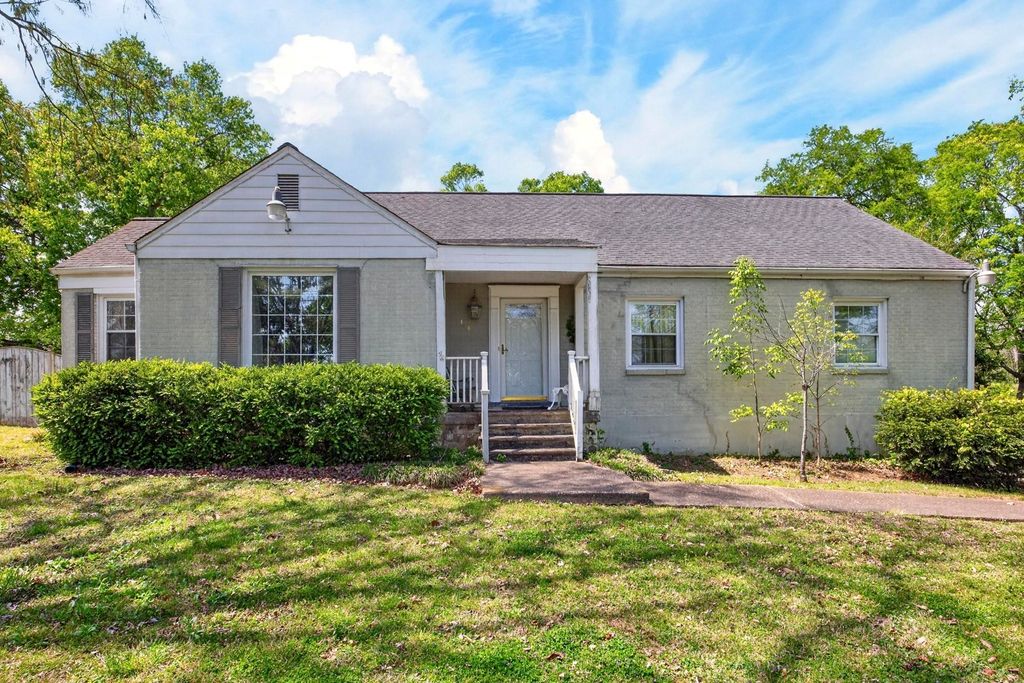 118 S Graycroft Ave, Madison, TN 37115