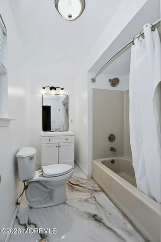 14 Mirta Court, Jackson, NJ 08527